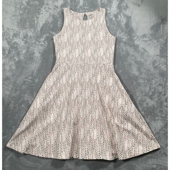 Pact Dress Medium Pink Polka Dot Fit Flare Pockets Organic Cotton Soft Casual - Picture 1 of 8